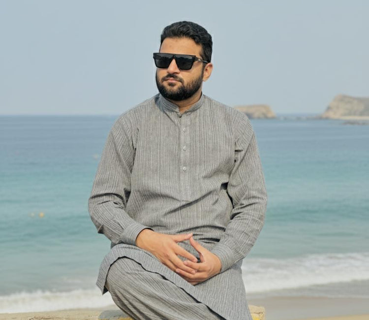 WINTER KAMALIA KHADDAR